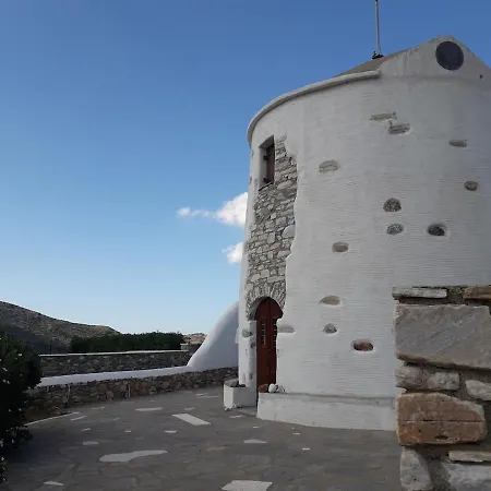 Semesterbostad Paros Traditional Windmill In Lefkes Lefkes (Paros)
