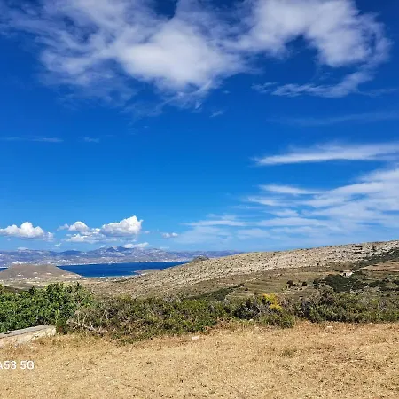 Paros Traditional Windmill In Lefkes 펜션