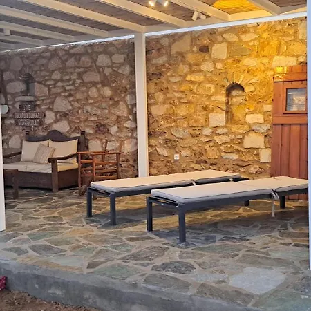 Paros Traditional Windmill In Lefkes Σπίτι διακοπών *