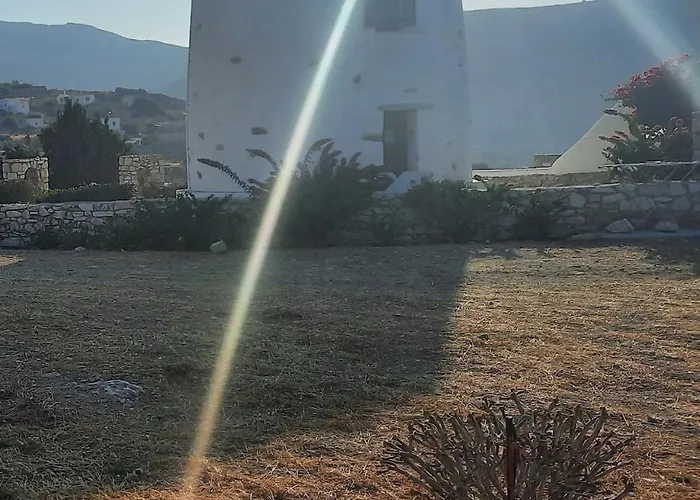 Paros Traditional Windmill In Lefkes Дом отдыха Lefkes (Paros)